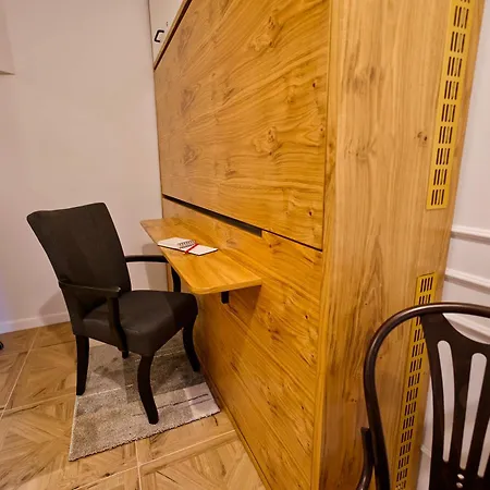 Econte Near Old Town Любляна