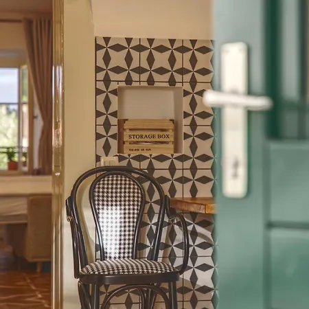 Econte Near Old Town Апартаменты *