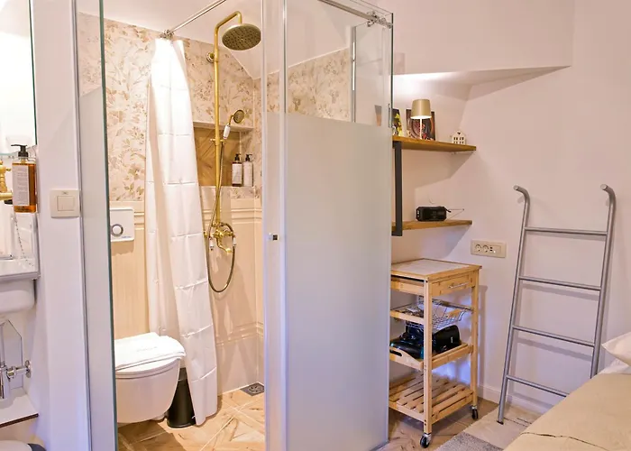 Apartment Econte Near Old Town Ljubljana