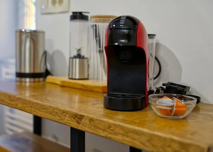 Econte Near Old Town Apartment