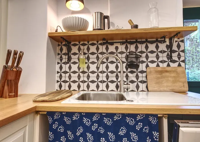 Econte Near Old Town *