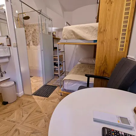 Econte Near Old Town Appartement