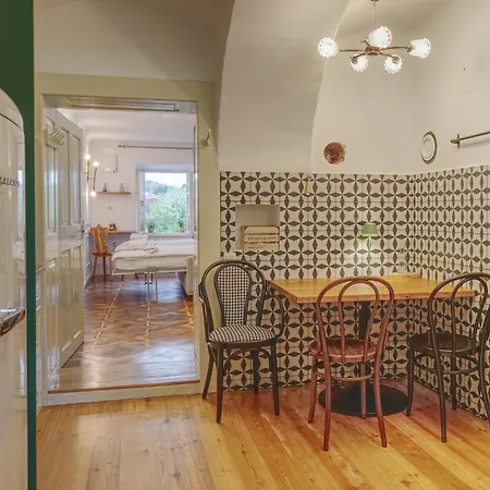 Econte Near Old Town Appartement *